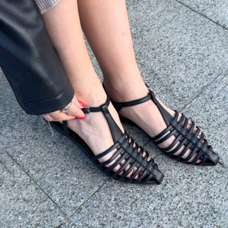 Women's Pointed Toe Retro Flat Toe Sandals